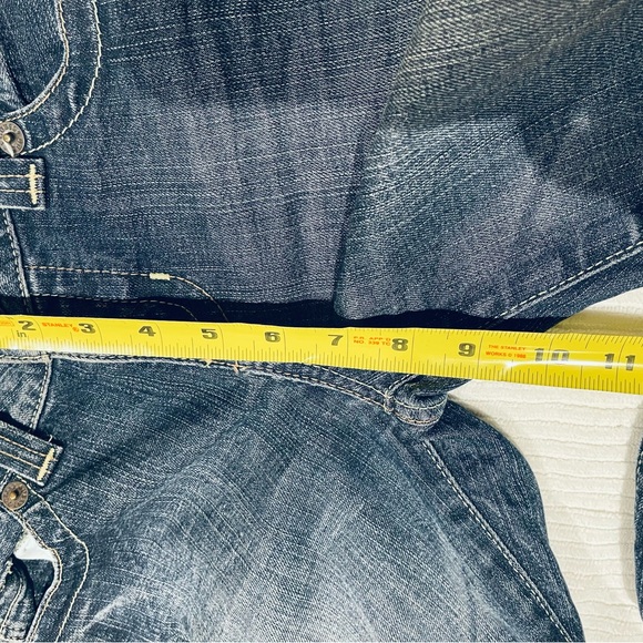 Guess sz 28 daredevil boot cut low rise approx 8 - 8.5 inches - Picture 13 of 13